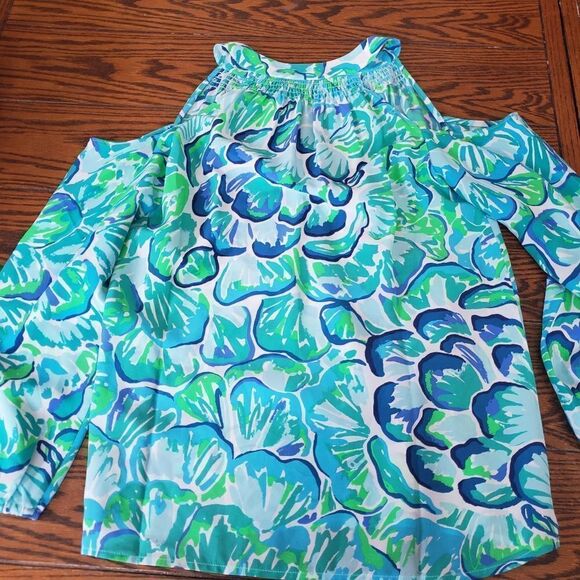 Lilly Pulitzer Sunny Shoulder Elsa Agate blouse - Picture 3 of 7